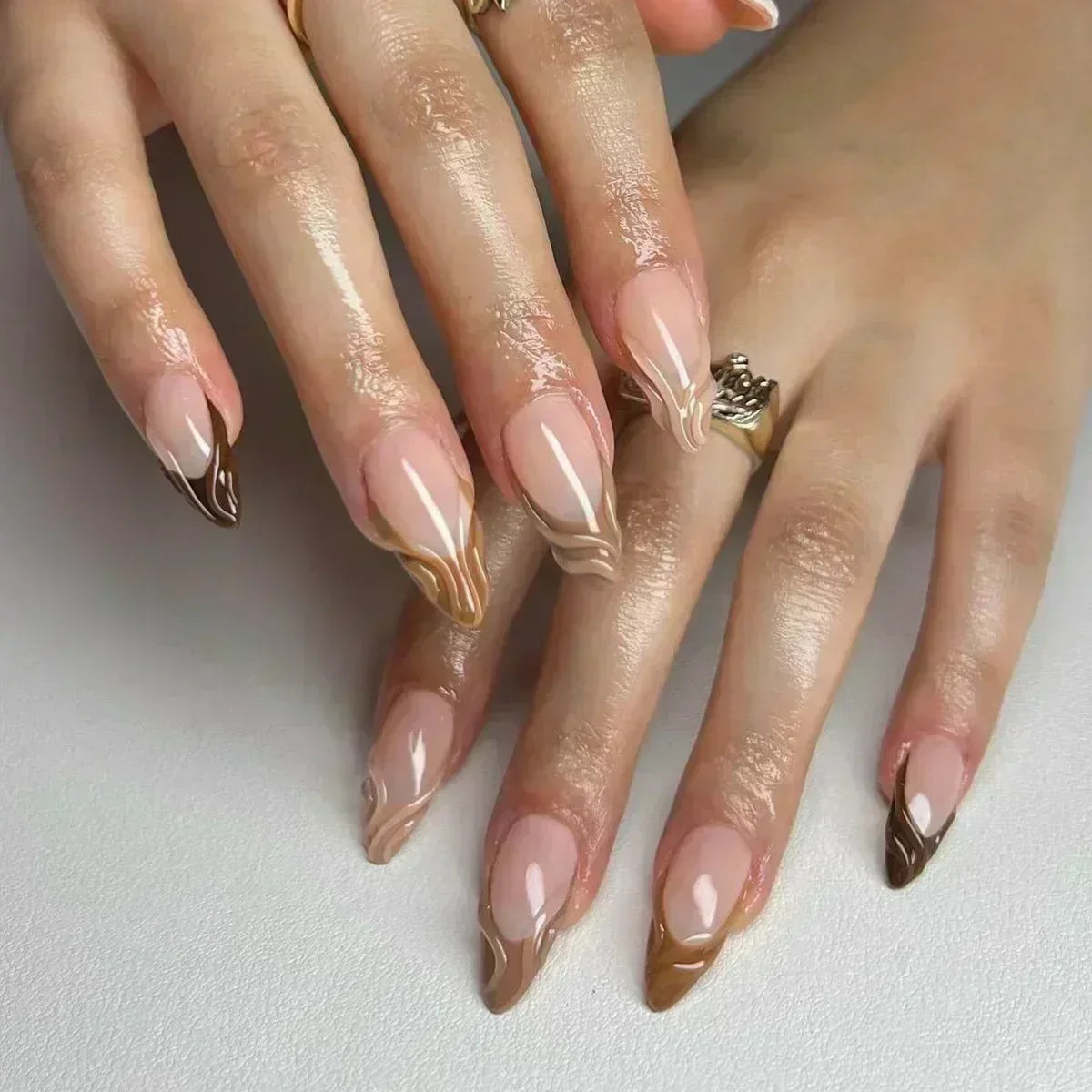 24 Pcs Almond Shape French False Nails with Glue Press On White Edge Design Simple Wearable Pink Stiletto Nail Tips