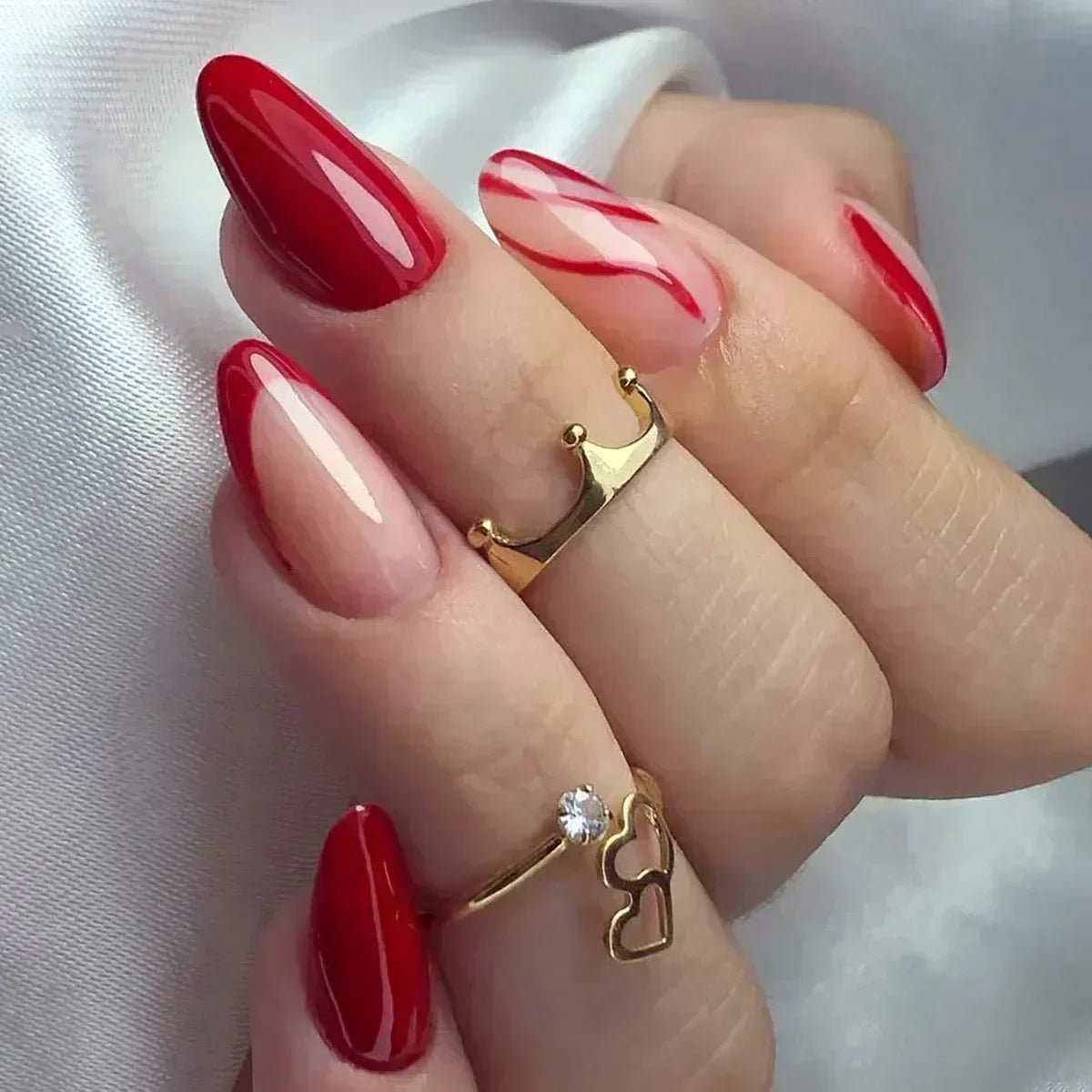 24 Pcs Almond Shape French False Nails with Glue Press On White Edge Design Simple Wearable Pink Stiletto Nail Tips