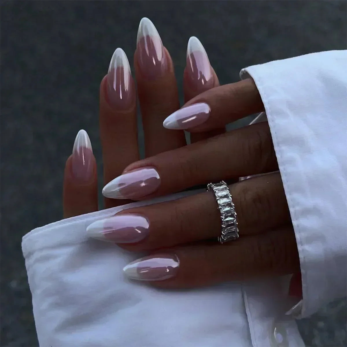 24 Pcs Almond Shape French False Nails with Glue Press On White Edge Design Simple Wearable Pink Stiletto Nail Tips