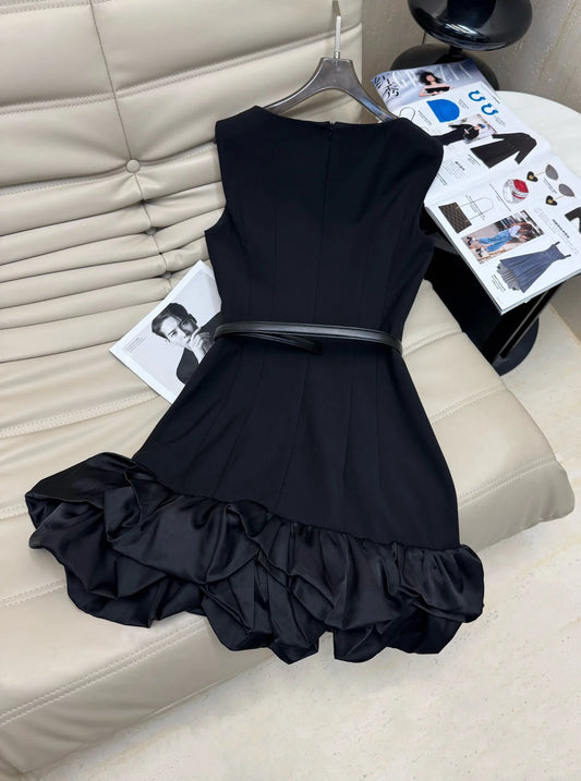 2025 New Sleeveless O Neck Dress With Waistband And Zippers