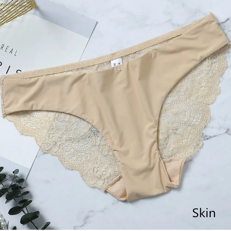 Women Lace Panties Seamless Cotton Briefs Hollow Out Breathable Lingerie Plus Size One Piece Underwear