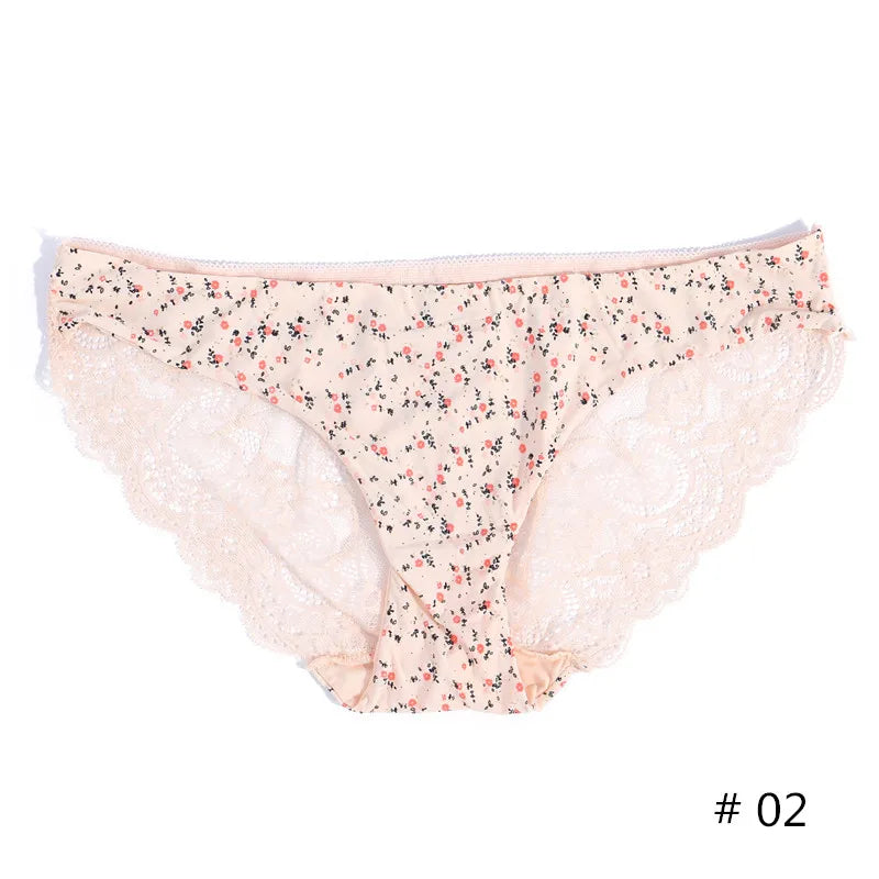 Women Lace Panties Seamless Cotton Briefs Hollow Out Breathable Lingerie Plus Size One Piece Underwear