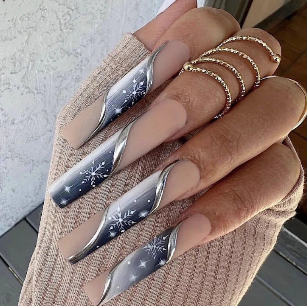 24pcs Glitter Pink Sequins Fake Nails 2025 Halloween Scary Skull Love Print False Nails Wearable European Ballet Press on Nails