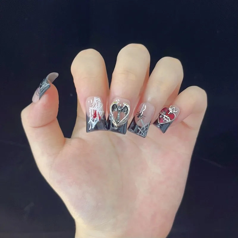 10pcs Sliver Spider Design Fake Nail Halloween Gothic Punk False Nail Tips Wearable Black Metal Duck Shaped FrenchPress on Nails